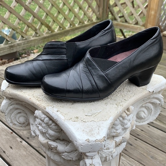 Clarks Everyday Active Air Black Shoes Size 7N - Picture 1 of 9